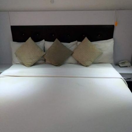 Mobushipe O2 아레나 스위트 B&B 외부 사진